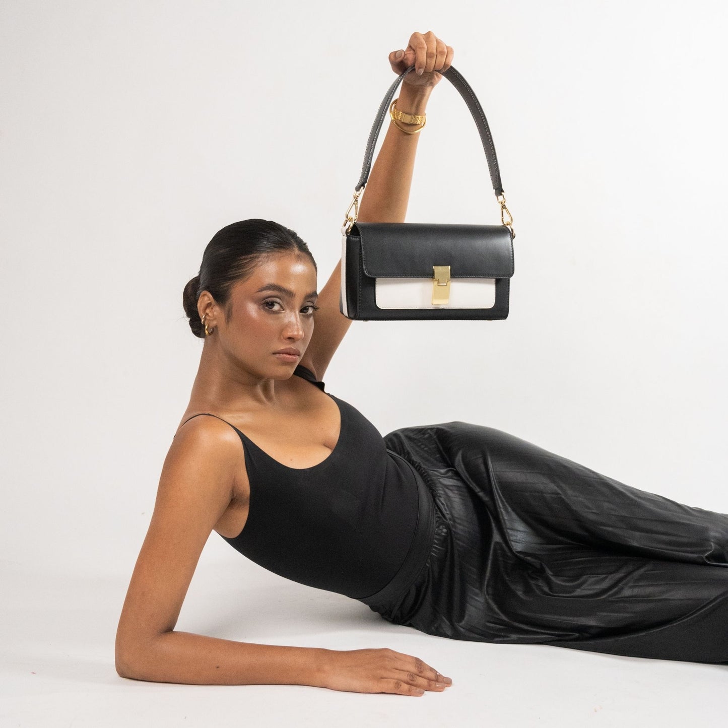 Nine To Nine Baguette Onyx