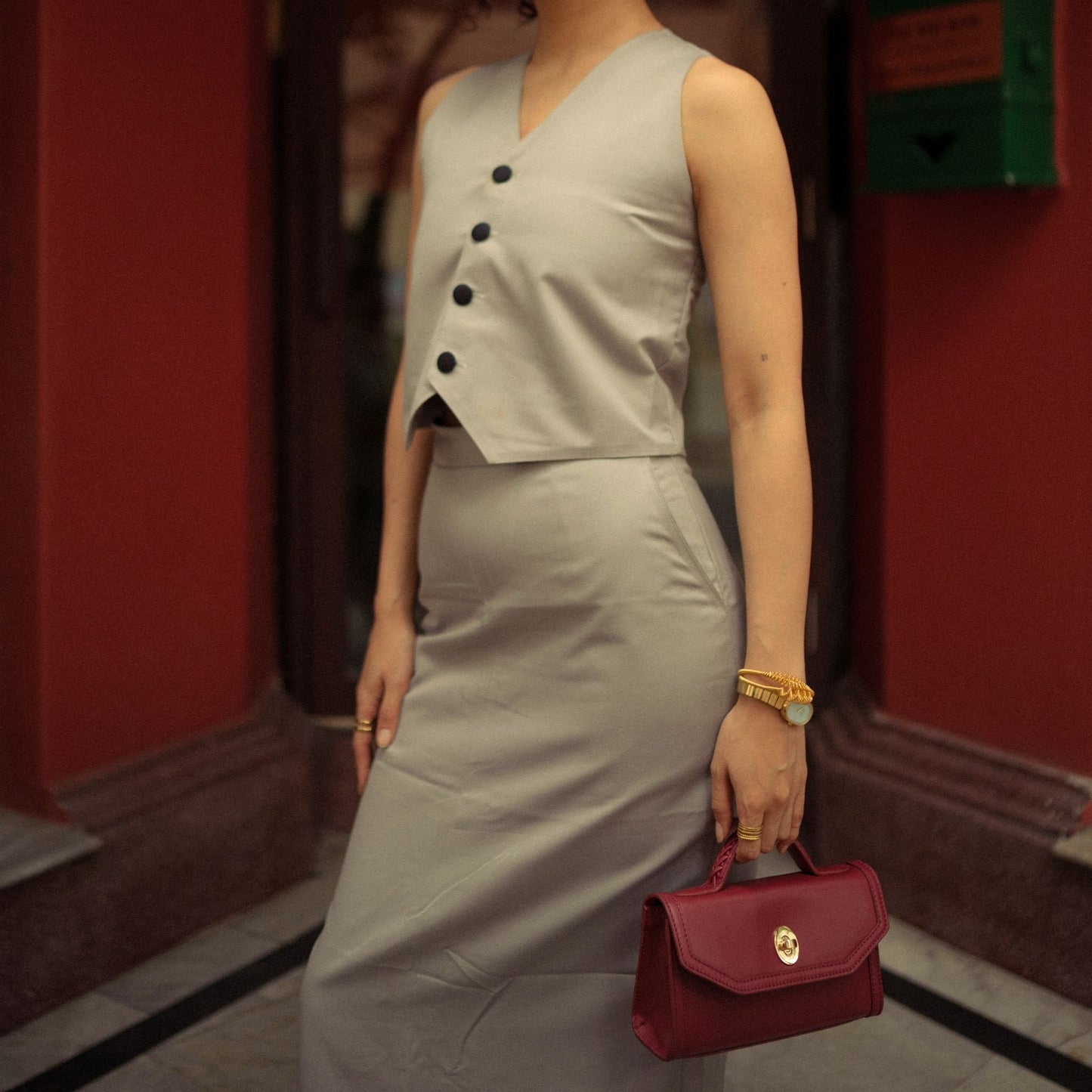 After- Hours Top Handle Merlot